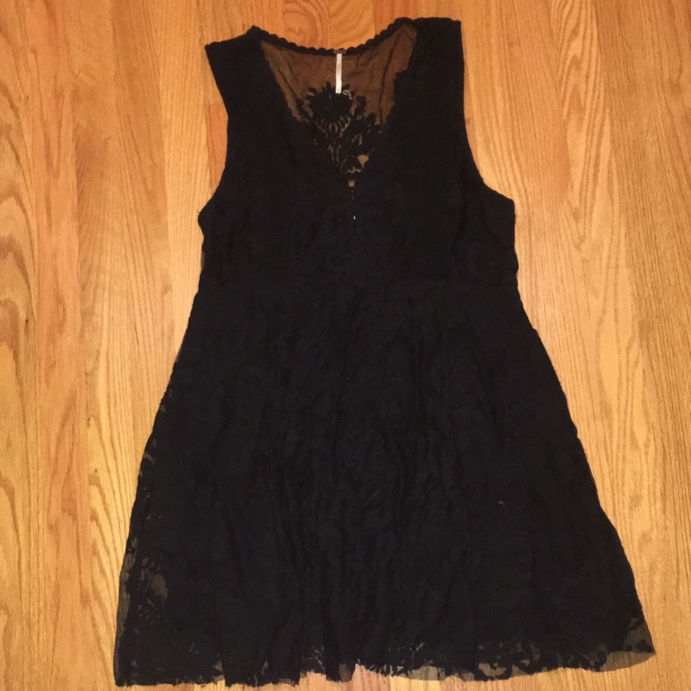 Black lace dress